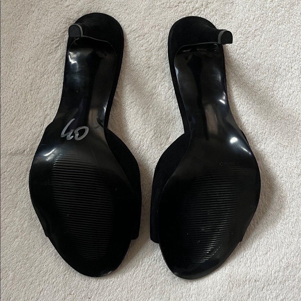 Black Suede “Erin” Steve Madden Heels Sandals Mules sz 8.5 New - Picture 6 of 11